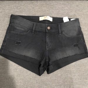 Hollister shorts size 5 all black lightly distressed.